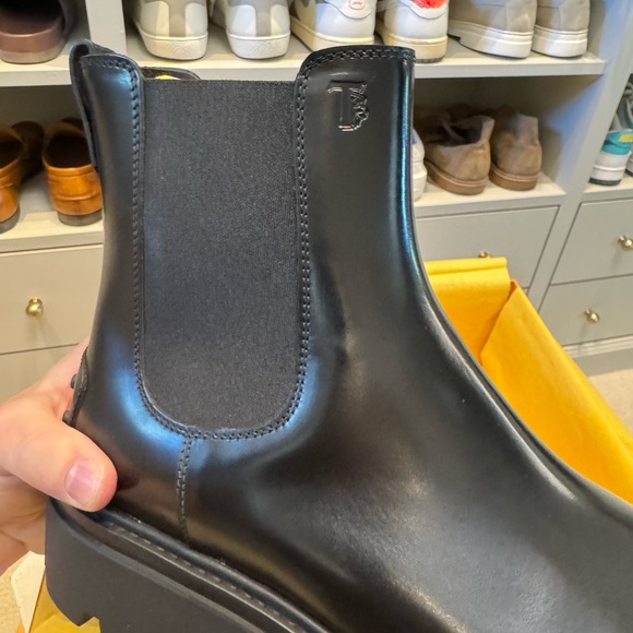Tod's Black Leather Ankle Boots - Picture 12 of 16